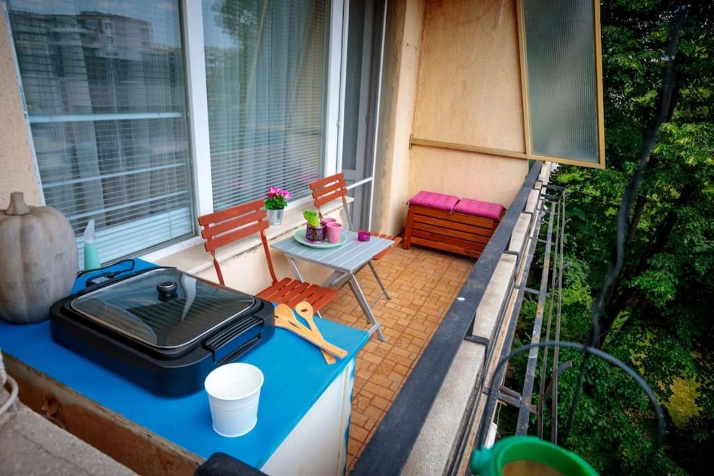 Green Apartment - Top Location, Near City Center! Sofia Luaran gambar