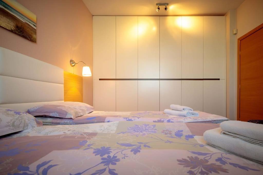 Green Apartment - Top Location, Near City Center! Sofia Luaran gambar