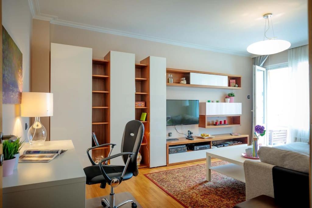 Green Apartment - Top Location, Near City Center! Sofia Luaran gambar