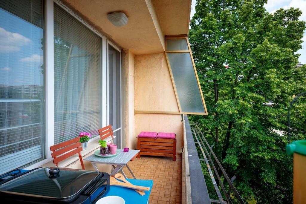 Green Apartment - Top Location, Near City Center! Sofia Luaran gambar